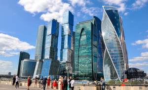 ​В «Москва-Сити» открылась часть «Парка Сити» с торговыми павильонами