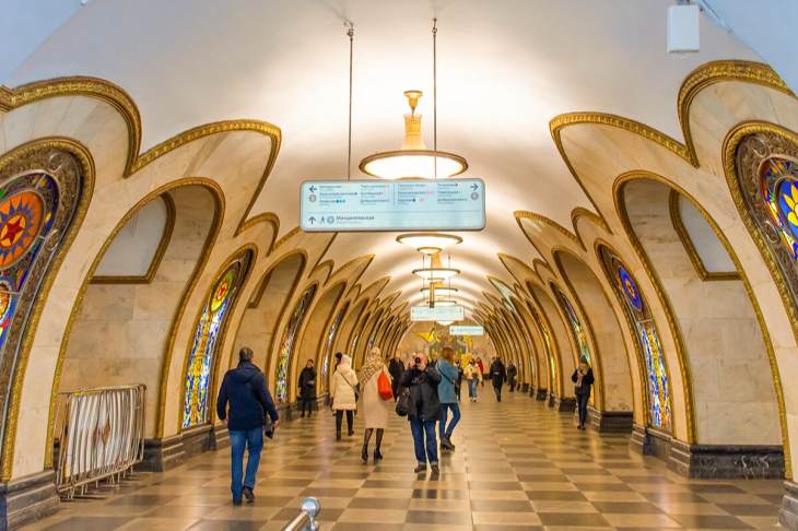 ​В Москве открыли вестибюль станции метро «Новослободская»