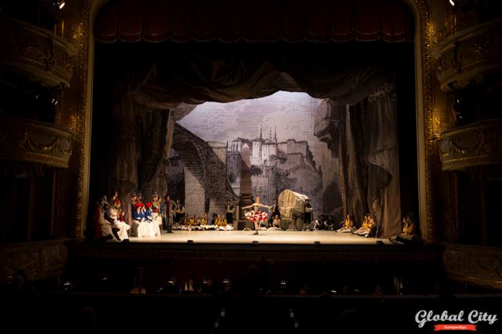 ​В России планируют поставить бродвейский мюзикл «Аладдин»