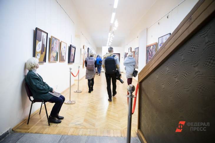 ​В Третьяковской галерее провели распаковку картин, задержанных в Финляндии