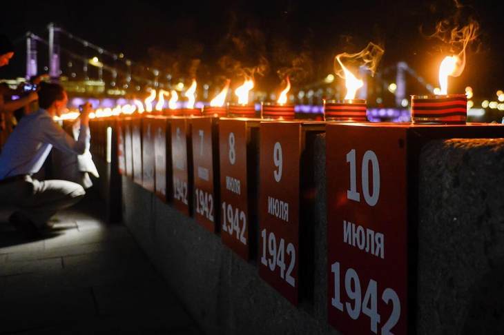 В День памяти и скорби на набережной в Москве зажгут более тысячи свечей