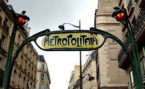 ​В Москве открыли «парижский» вход в метро