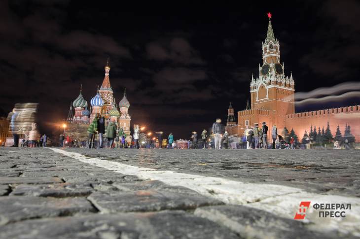​На Красной площади, ВДНХ и в парках столицы стартует фестиваль «Спасская башня»