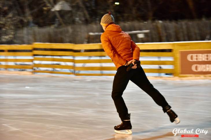 ​Катание на коньках стало самым популярным развлечением в Москве