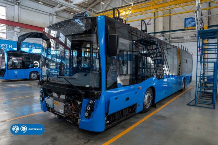 ​Новые электробусы начнут курсировать по Москве в 2023 году