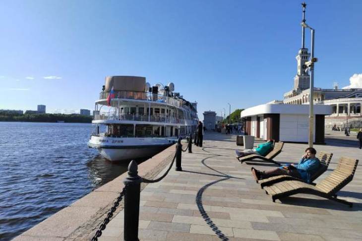 ​В Москве запустили бесплатный туристический маршрут на речных электросудах