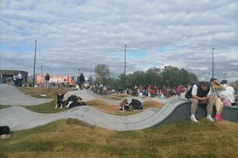 ​В Парке имени 40-летия ВЛКСМ оборудовали скейт-площадку