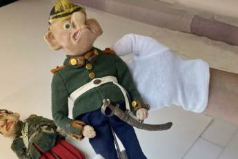 ​Для театрального квартала в Москве восстановили вертепные куклы XIX века