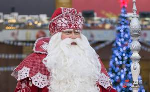 ​На Ленинградском вокзале представили новый поезд Дед Мороза