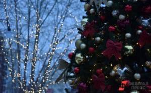 Световые арки и новогодние елки украсят столичные улицы