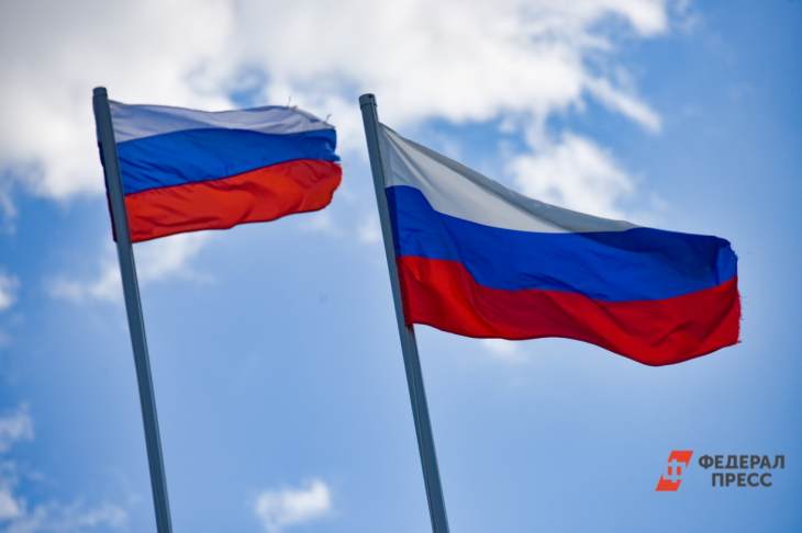 ​В Москве масштабно отметят День российского флага