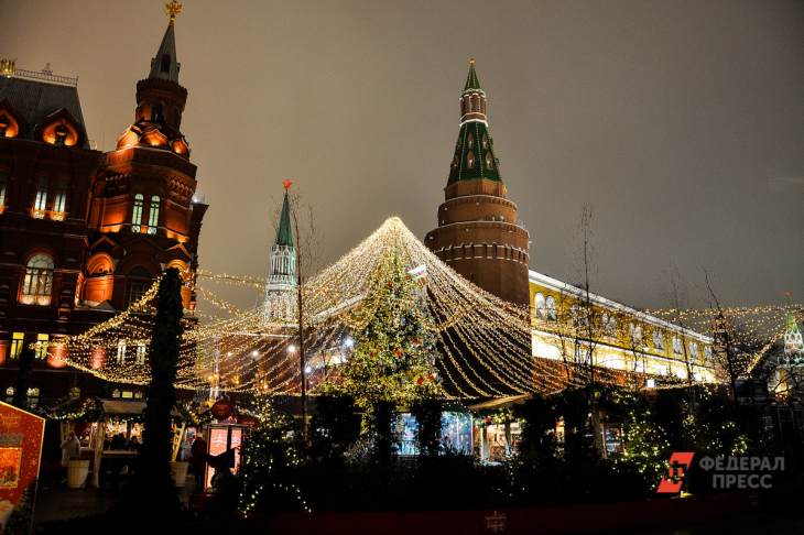 Как провести новогодние праздники в Москве: концерты, спектакли, выставки