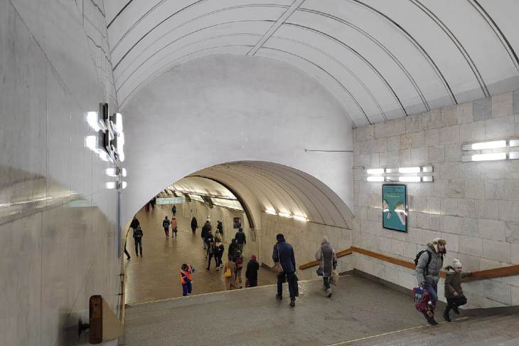 ​Станции БКЛ оформили по мотивам работ художников-авангардистов