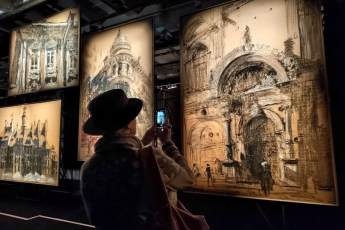 От Флоренции до Москвы: в Третьяковке открылась выставка архитектурной живописи Сергея Кузнецова