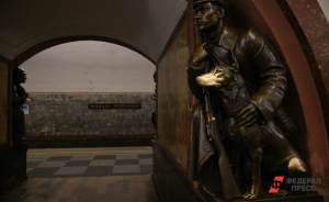 ​В столичном метро отреставрируют исторические барельефы
