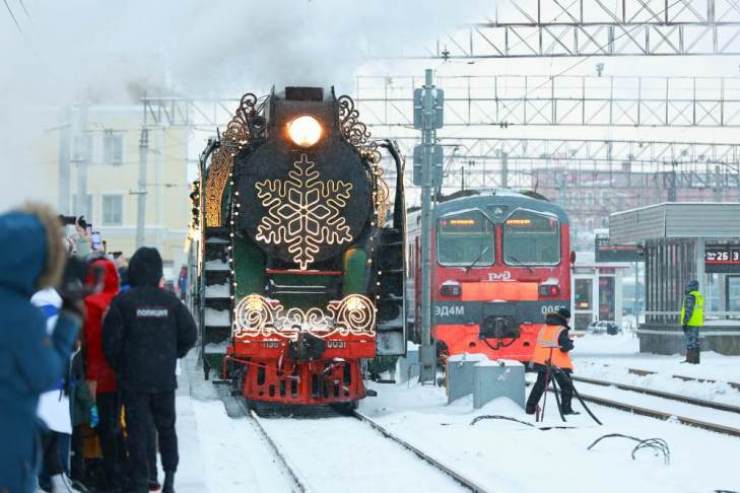 ​На вокзале в Москве презентовали поезд Деда Мороза